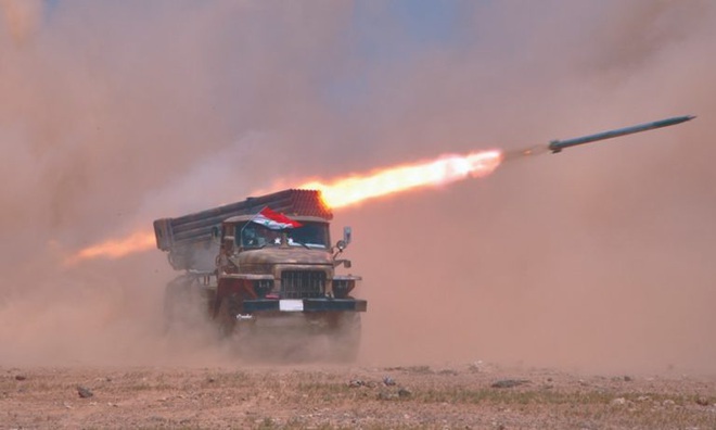 Gần 3.000 xe quân sự Thổ Nhĩ Kỳ tiến vào Syria - Khí tài Trung Quốc khiến Israel bẽ mặt khi nã tên lửa vào Palmyra - Ảnh 1.