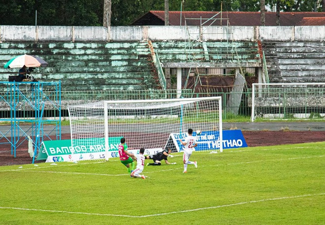 Thua khó hiểu đội hạng Nhất đang mất quân vì đại án, CLB V.League nói lỗi tại thời tiết - Ảnh 3.