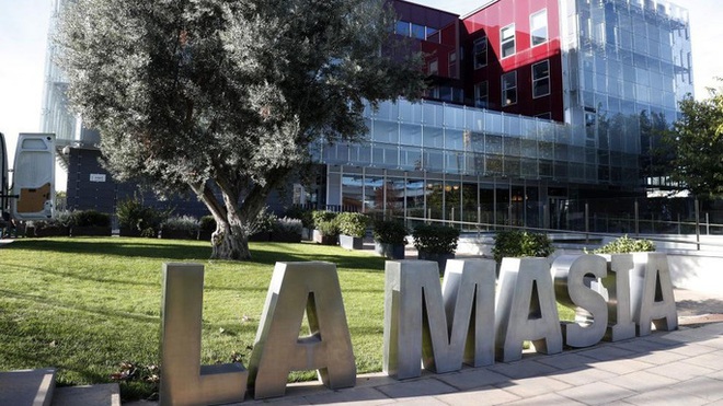 Học viện La Masia gây thất vọng, Barcelona khó mơ thế hệ vàng - Ảnh 1.