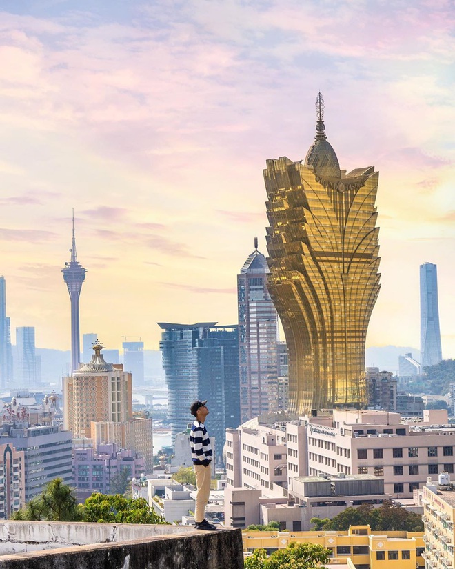Cận cảnh công trình để đời nhất của “ông trùm” sòng bạc Macau vừa qua đời: Tòa nhà hình búp sen vàng khổng lồ, hình check-in ngập tràn MXH - Ảnh 20.
