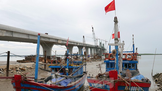 Khám phá cầu đường bộ dài nhất miền Trung nối Nghệ An và Hà Tĩnh - Ảnh 6.