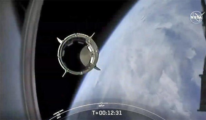 SpaceX đưa phi hành gia vào vũ trụ, Mỹ sắp thoát cảnh quá giang Nga? - Ảnh 4.