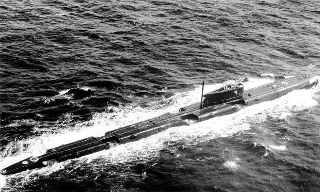 Cuộc trốn chạy thót tim của tàu ngầm Anh sau cú va chạm khủng khiếp với tàu ngầm Liên Xô: Cái kết bất ngờ - Ảnh 1.