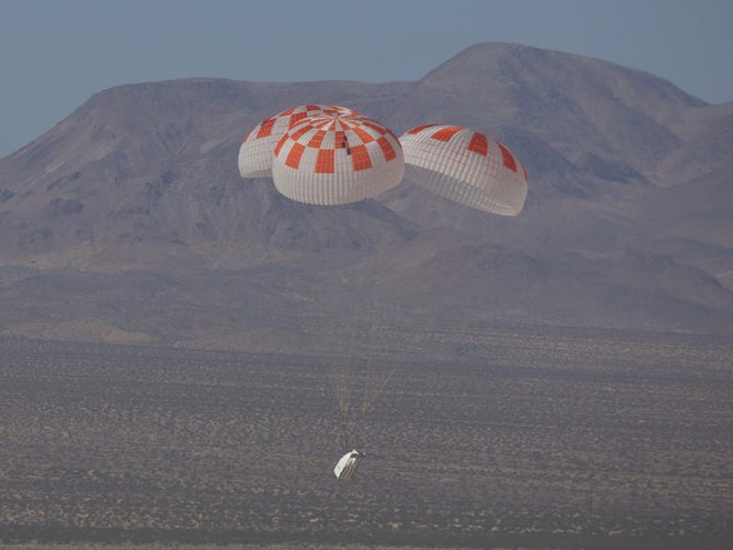 Đây là nỗi lo lớn nhất của Elon Musk dù SpaceX vừa đưa con người lên vũ trụ thành công - Ảnh 3.