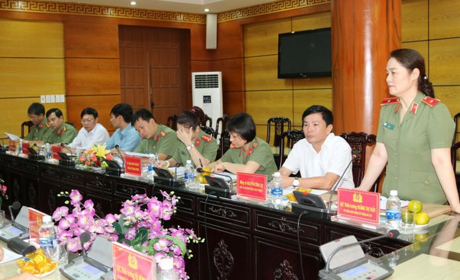 Chân dung 6 nữ tướng của Công an nhân dân Việt Nam - Ảnh 3. Chân dung 6 nữ tướng của Công an nhân dân Việt Nam - Ảnh 3.