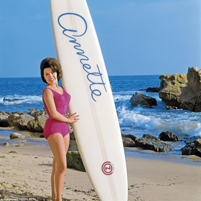 Ảnh áo tắm đẹp ngỡ ngàng của dàn minh tinh nức tiếng một thời - Ảnh 13.