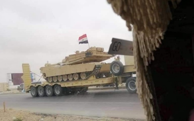 Máy bay Mỹ áp sát căn cứ đầu não Khmeimim ở Syria, tiêm kích Su-35 Nga quên truy kích - Chiến sự Libya đảo chiều quá nhanh - Ảnh 1.