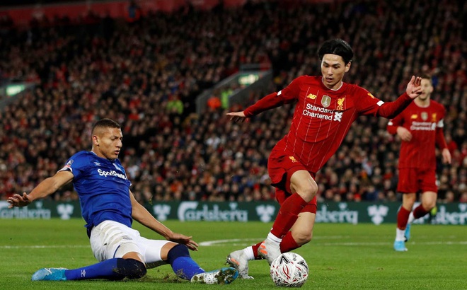 Tiền đạo Nhật Bản được khen hết lời sau màn ra mắt Liverpool Tiền đạo Nhật Bản được khen hết lời sau màn ra mắt Liverpool