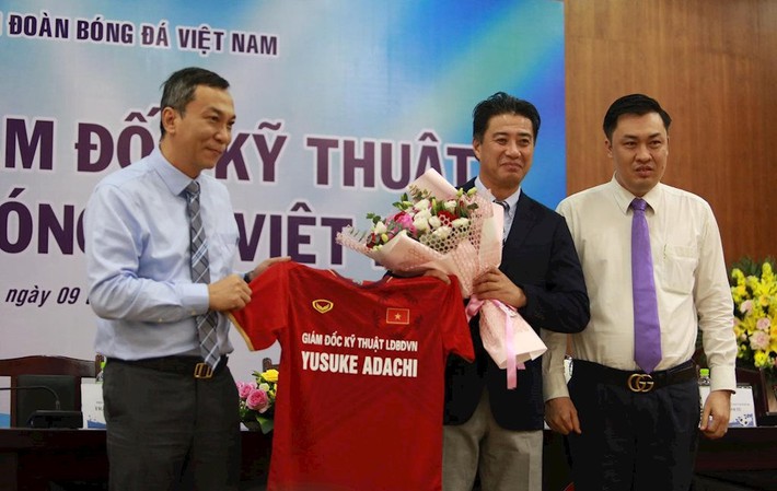 Thầy Park tiết lộ với báo Hàn về tin đồn ác ý ở Việt Nam, muốn V.League học theo K.League - Ảnh 1.