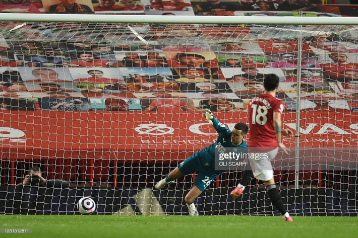 Tiến sĩ 23 tuổi đưa Man United đến chiến thắng; Pep Guardiola cho Arsenal nếm mùi tuyệt vọng - Ảnh 4.
