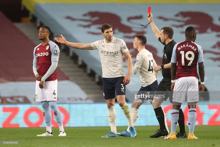 Mộng vô địch của Man United bị giáng một đòn mạnh; Tottenham hồi sinh sau khi sa thải Mourinho - Ảnh 2.