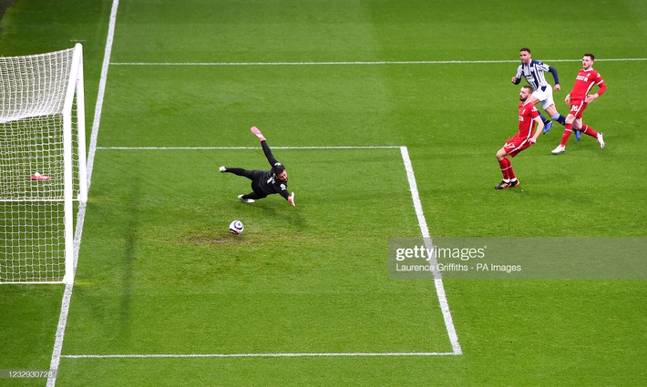 Messi bần thần trong ngày Barca tan mộng vô địch; Liverpool hồi sinh nhờ bàn thắng lịch sử - Ảnh 7.