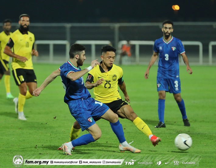 Dùng 4 ngôi sao nhập tịch, ĐT Malaysia vẫn thua tơi tả trước đại chiến với Việt Nam - Ảnh 1.