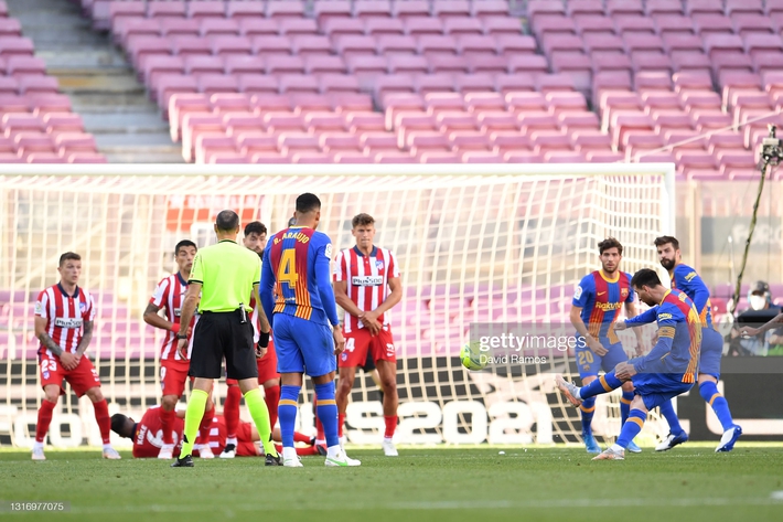 Messi bất lực trước người nhện, Barcelona mở đường giành cúp cho kình địch trăm năm - Ảnh 3.
