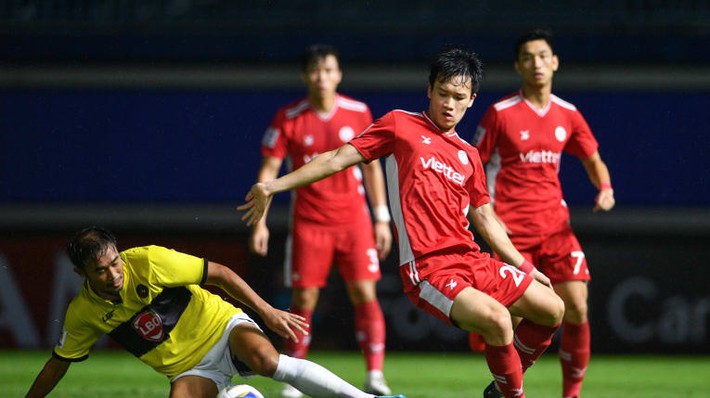 Tiền vệ ĐT Việt Nam đi vào lịch sử ở đấu trường danh giá nhất châu lục - Ảnh 1.