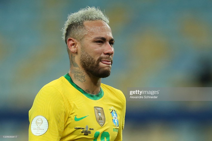 Neymar gây tranh cãi lớn khi vừa khóc nức nở vì thua trận xong đã vui vẻ cười đùa với Messi - Ảnh 3.