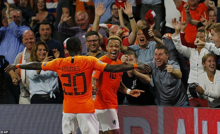 Cựu sao Man United tỏa sáng, giúp Hà Lan vùi dập khó tin Đức - Ảnh 6.