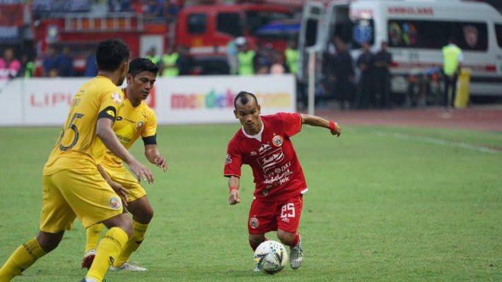 Vừa thảm bại trước Việt Nam, ngôi sao tí hon của Indonesia lại khổ sở vì quy định kỳ quặc - Ảnh 2.