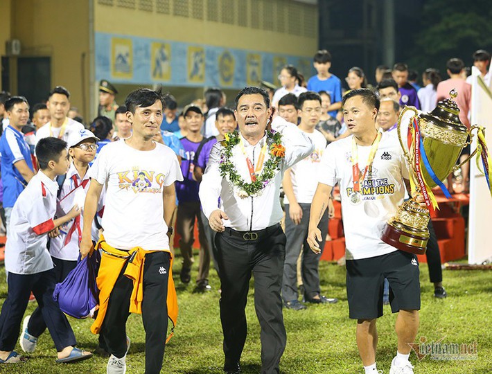Quang Hải phá vòng vây, sân Cửa Ông thất thủ ngày Hà Nội đăng quang - Ảnh 13.