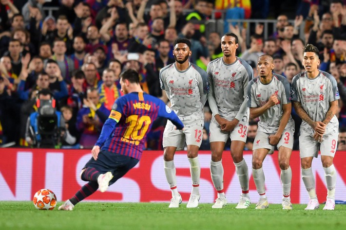 Messi gọi, Ronaldo liền trả lời theo cách rất riêng - Ảnh 2.