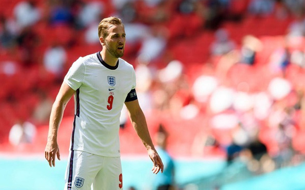 Kane mất hút ở Wembley