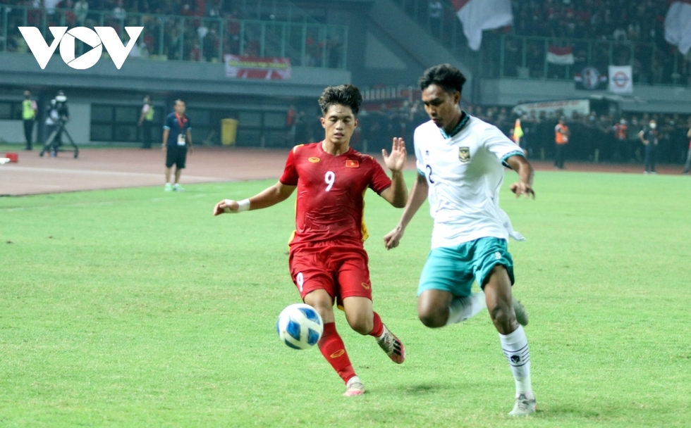 U19 Việt Nam hoà 0-0 với chủ nhà U19 Indonesia.