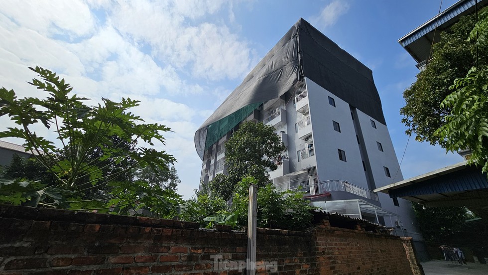 Thủ phủ chung cư mini sai phép ngoại thành Hà Nội bất ngờ trùm mền - Ảnh 14.