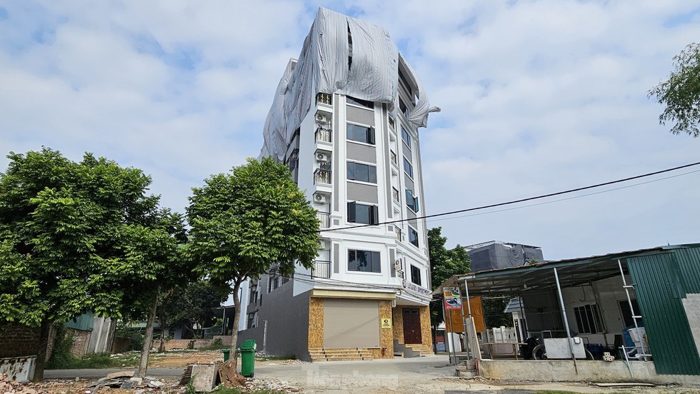 Thủ phủ chung cư mini sai phép ngoại thành Hà Nội bất ngờ trùm mền - Ảnh 10.