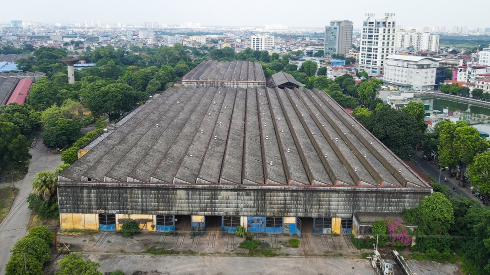 Hình ảnh khó tin ở nhà máy xe lửa lớn nhất Việt Nam: Tương lai bất định của 20 ha đất vàng giữa Thủ đô - Ảnh 12.