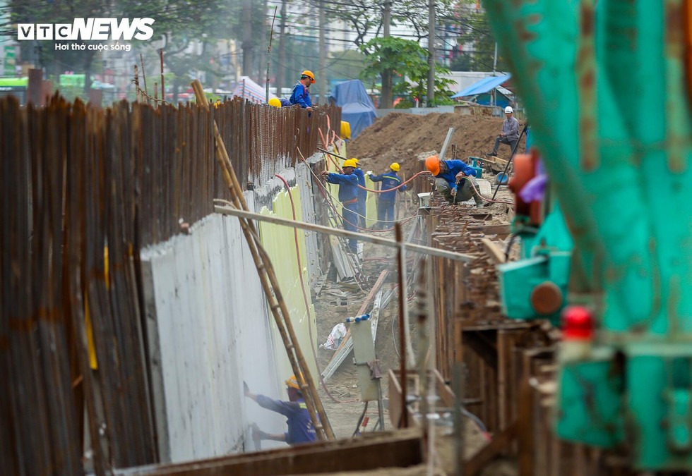 Cận cảnh hầm chui 778 tỷ đồng ở Hà Nội sau hơn 1 năm thi công - Ảnh 8.