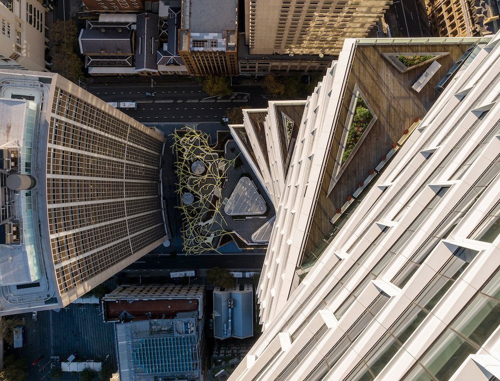 Độc lạ tòa nhà mọc lên từ quá khứ: 206m, view triệu đô, khủng nhất là sức chứa của nó - Ảnh 11.