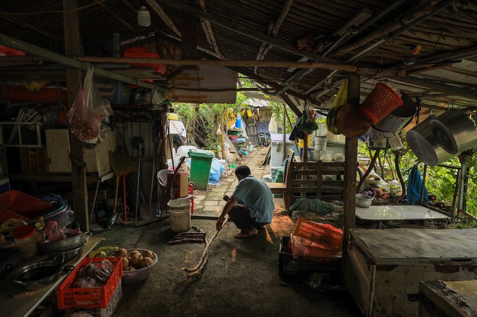 Soi khu đất vàng dự kiến làm nhà ga đầu mối đường sắt tốc độ cao hơn 70 tỷ USD ở TP.HCM - Ảnh 5.