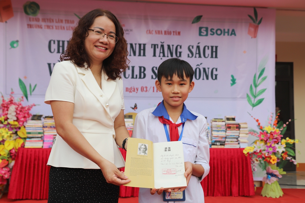 Đại sứ Nguyễn Quang Khai nối “nhịp cầu vui” về với Kẻ Dòng - Ảnh 12.