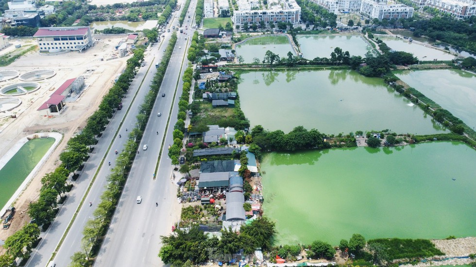 Toàn cảnh công viên Chu Văn An sau 7 năm quy hoạch vẫn ngổn ngang - Ảnh 3.