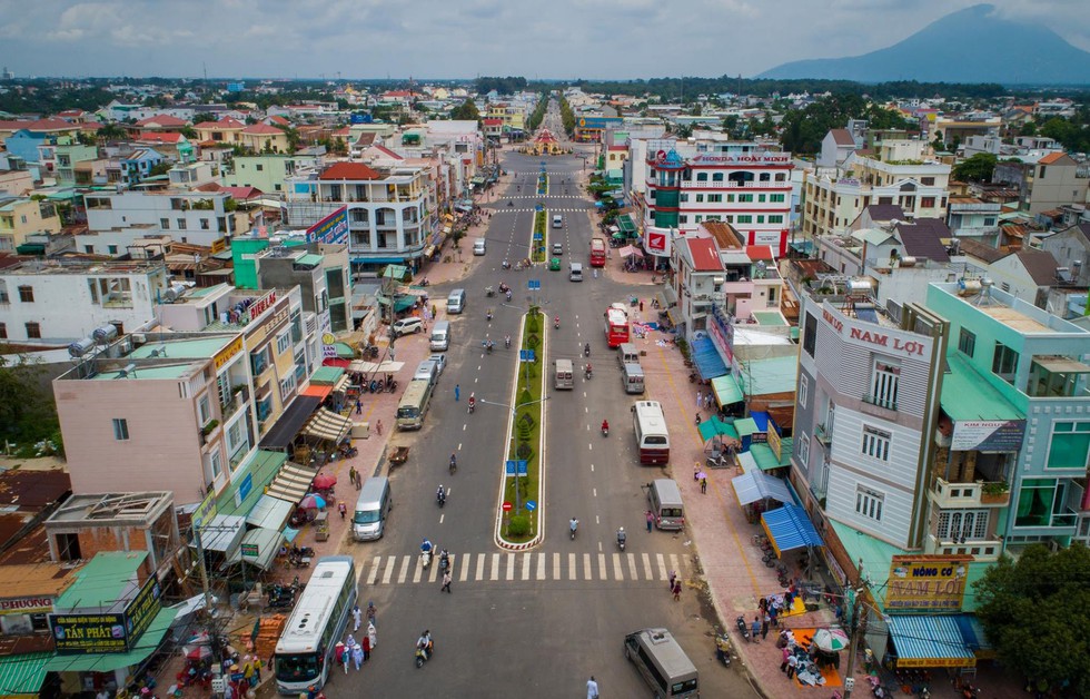 Thị xã quy hoạch kiểu ô bàn cờ, đẹp như Barcelona ở Việt Nam - Ảnh 7.