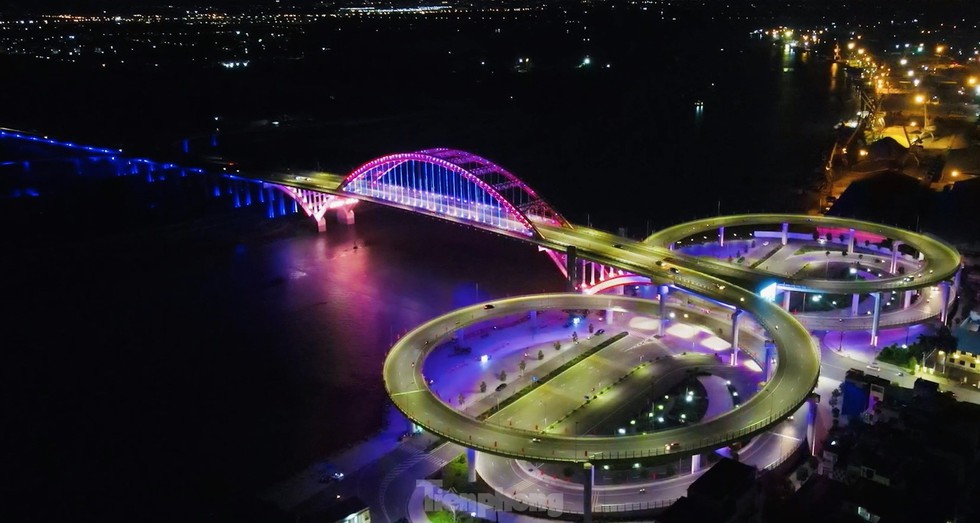 Ấn tượng với vẻ đẹp của hai cây cầu biểu tượng của TP Hải Phòng - Ảnh 5.