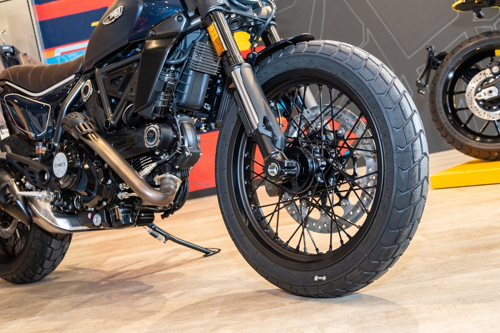 Chi tiết Ducati Scrambler Icon 2023 giá gần 380 triệu tại Việt Nam: Thiết kế khác 70% đời cũ - Ảnh 24.
