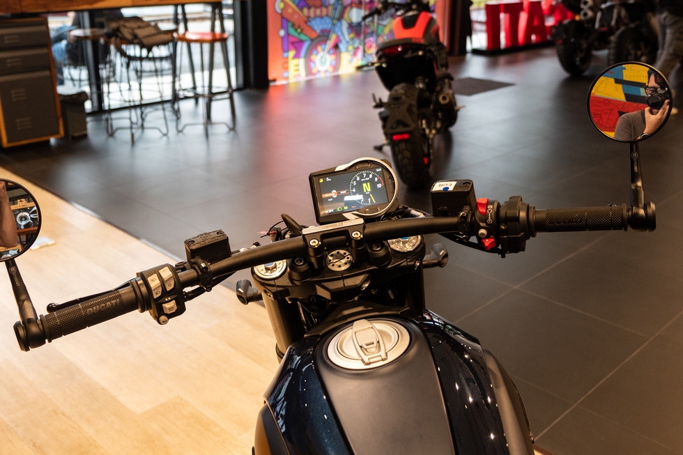 Chi tiết Ducati Scrambler Icon 2023 giá gần 380 triệu tại Việt Nam: Thiết kế khác 70% đời cũ - Ảnh 20.