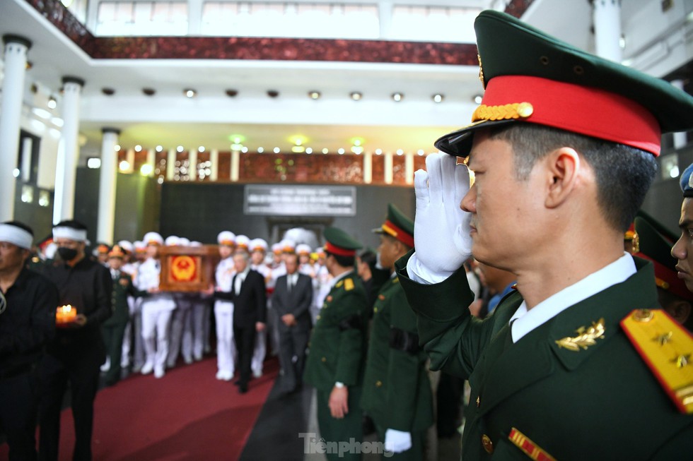 Tiễn biệt Thượng tướng Nguyễn Chí Vịnh - Tấm gương sáng về lòng trung thành với Đảng, Tổ quốc và Nhân dân - Ảnh 10.