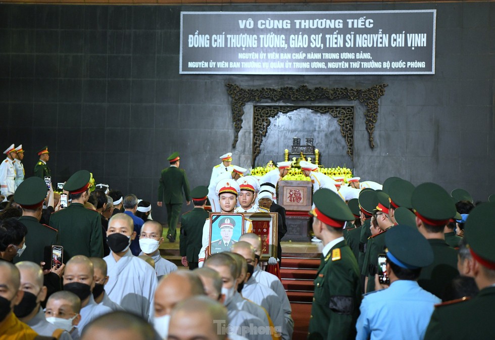 Tiễn biệt Thượng tướng Nguyễn Chí Vịnh - Tấm gương sáng về lòng trung thành với Đảng, Tổ quốc và Nhân dân - Ảnh 7.