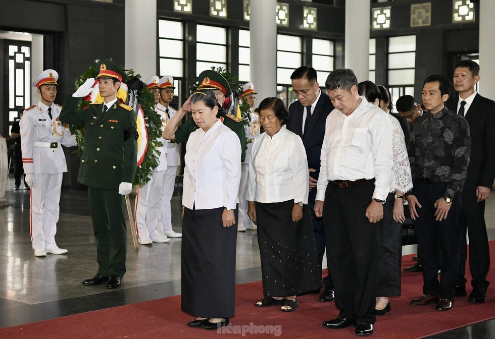 Lãnh đạo Đảng, Nhà nước, Quân ủy Trung ương - Bộ Quốc phòng viếng Thượng tướng Nguyễn Chí Vịnh - Ảnh 15.