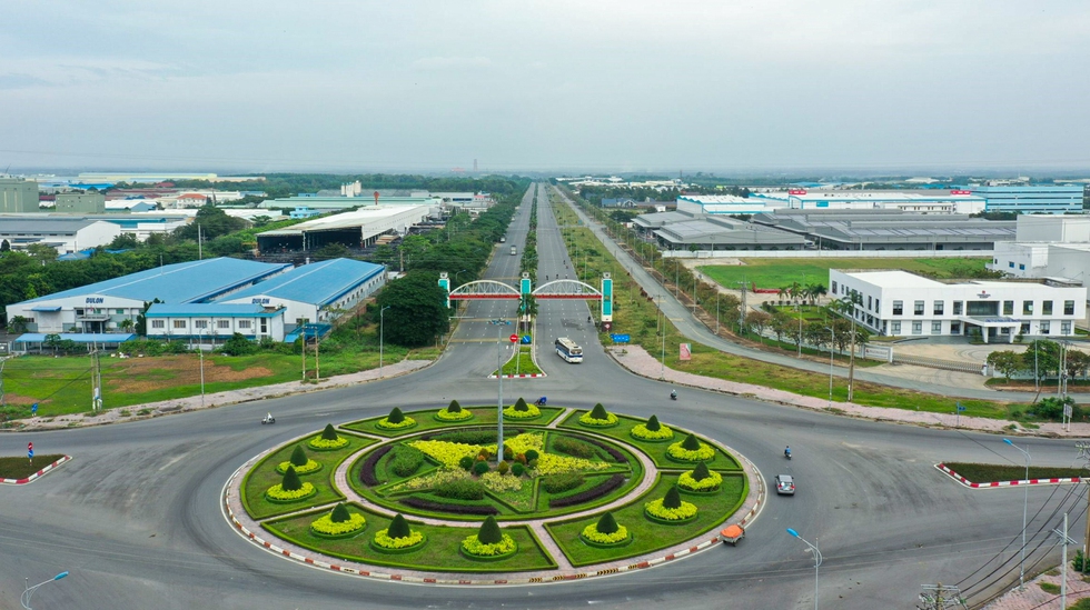 Huyện có nhiều khu công nghiệp nhất Việt Nam - Ảnh 5.
