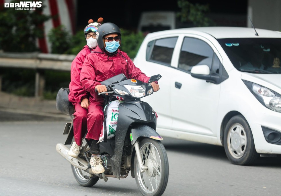 Giao thông ngày cuối nghỉ lễ: Hà Nội ùn tắc, TP.HCM thông thoáng - Ảnh 14.