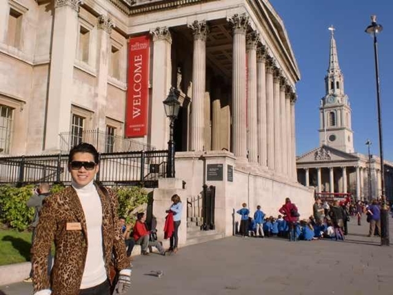 Trương Nam Thành diện vest da báo thăm thú London 4