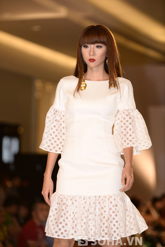 Ngọc Quyên thể hiện đẳng cấp trên sàn catwalk 5