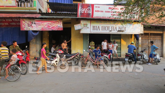 ha-noi-bang-hoang-khi-gan-70-con-do-tan-cong-trong-luc-don-com