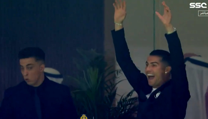 Phản ứng trái ngược hoàn toàn của Ronaldo và Messi khi theo dõi trận đấu có kết quả không tưởng của đội nhà- Ảnh 5.