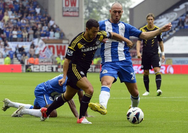 wigan-02-chelsea-hazard-toa-sang-giup-the-blues-thang-nhe