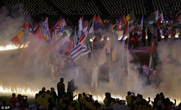 nhung-hinh-anh-ruc-ro-cua-dem-be-mac-paralympics-game-2012