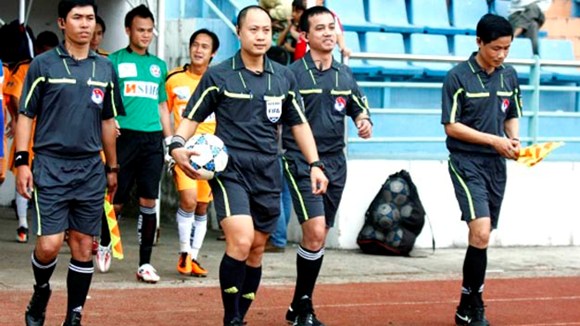 trong-tai-viet-nam-dieu-hanh-fa-cup-tai-thai-lan